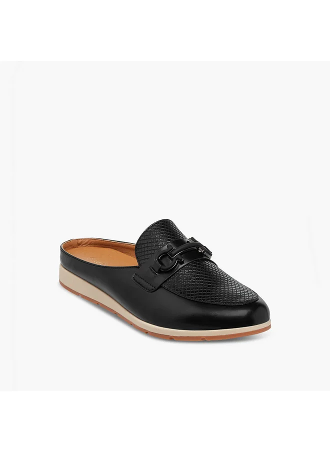 لو كونفورت Women's Textured Slip-On Mules with Metal Accent