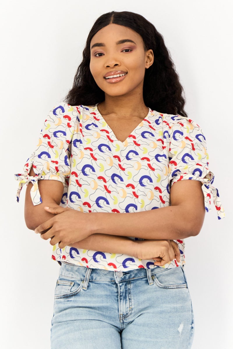 ONLY Women V Neck Short Sleeves Allover Print Blouse, Multicolor - Image 1