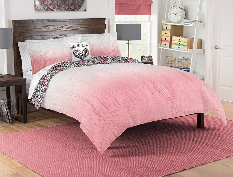 Northwest Northwest Classics Bed in a Bag with Decorative Pillow 8Piece Full Wild at Heart
