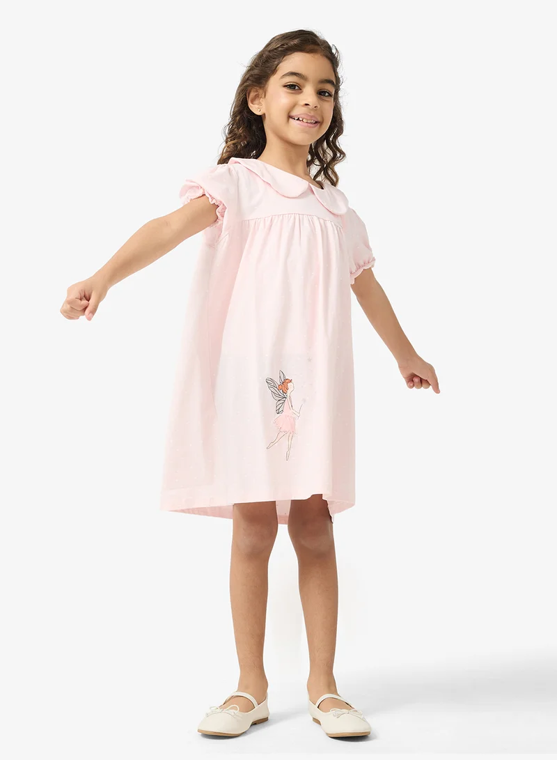 بنياتا فستان بياقة