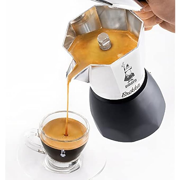 بياليتي ماكينة صنع القهوة بريكا المصنوعة من الألومنيوم والمُثبتة على الموقد بسعة 4 أكواب وسعة 180 مل، صنع في إيطاليا، وعاء موكا بريكا 2020 الجديد، ماكينة صنع القهوة الوحيدة القادرة على إنتاج كريمة الإسبريسو بسعة 4 أكواب - Image 3