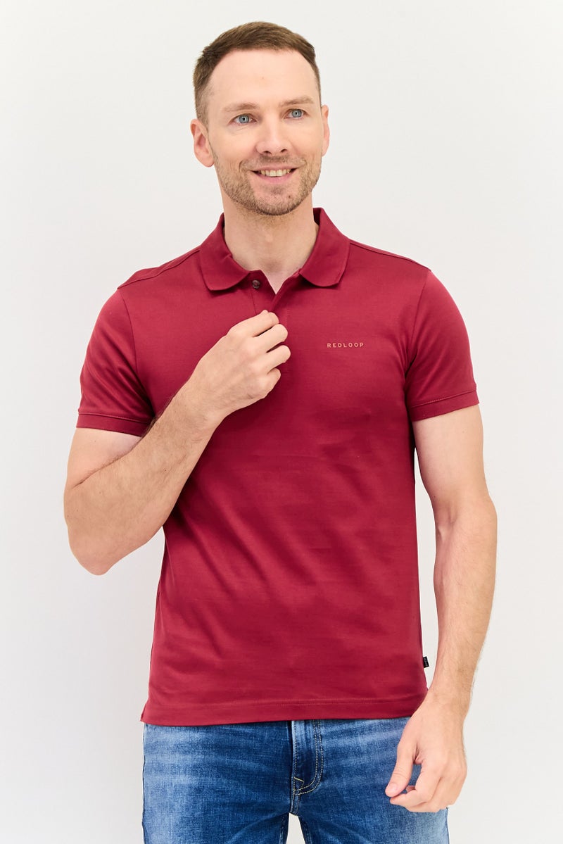 Levi's قميص بولو قصير الأكمام بتصميم عادي للرجال بشعار العلامة التجارية، مارون - Image 1