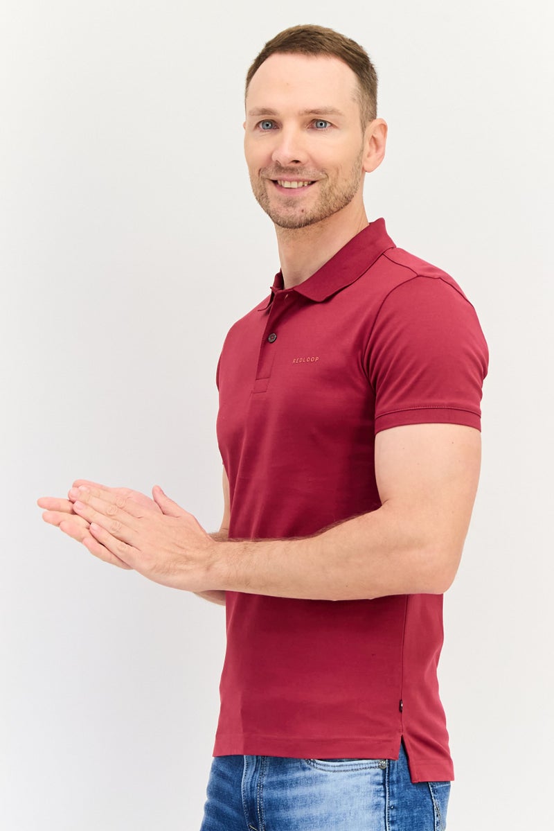 Levi's قميص بولو قصير الأكمام بتصميم عادي للرجال بشعار العلامة التجارية، مارون - Image 2