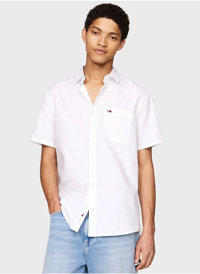 TOMMY JEANS Logo Regular Fit Shirt