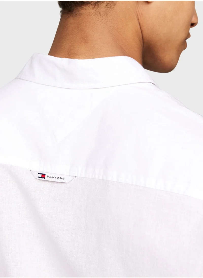 TOMMY JEANS Logo Regular Fit Shirt