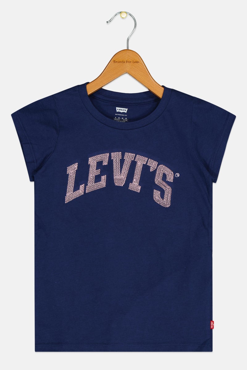 Levi's تي شيرت قصير الأكمام بنات للأطفال بياقة دائرية بشعار العلامة التجارية، أزرق داكن - Image 2