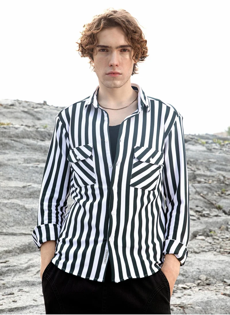 كامبوس سوترا Men's Navy Blue & Cream White Nautical-Stripe Utility Shirt