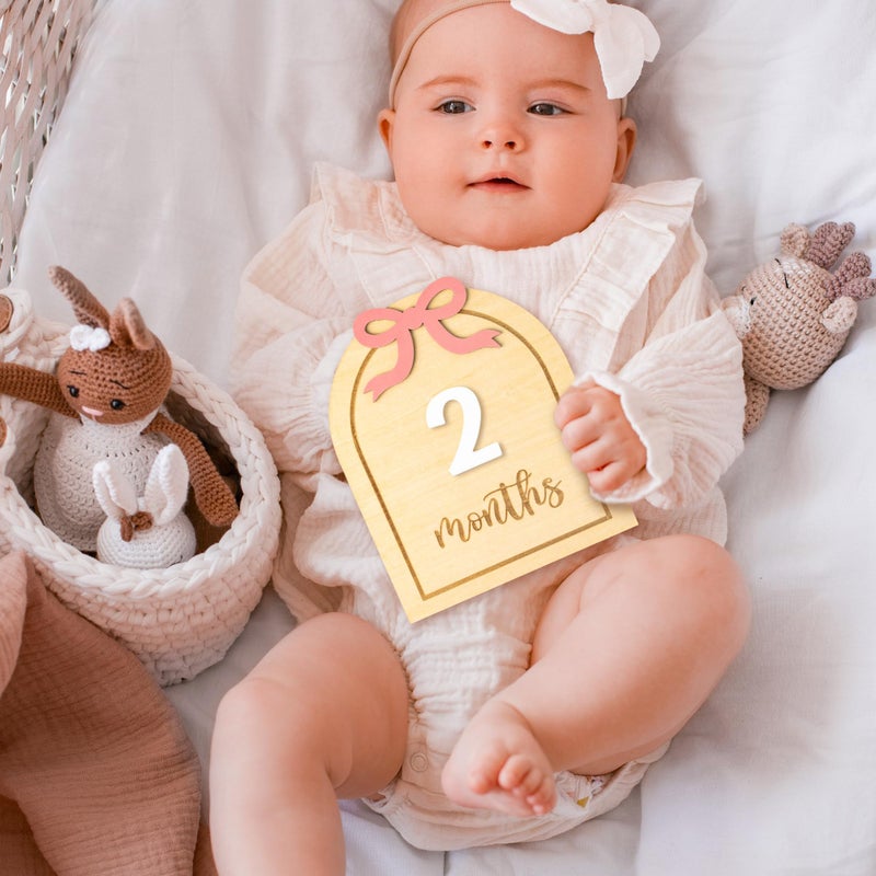 R HORSE بطاقات milestones الشهرية للأطفال R HORSE، أقراص شهرية خشبية مزينة Bow وردية ثلاثية الأبعاد مع بطاقات الأرقام، علامات الأشهر للمواليد الجدد، إعلانات، أدوات تصوير حفلات استقبال المواليد، هدايا للأولاد والبنات - Image 4