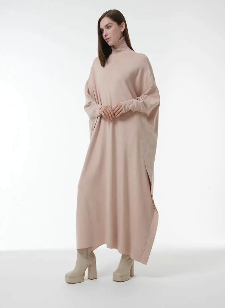 Leem High-Neck Najdi Kaftan