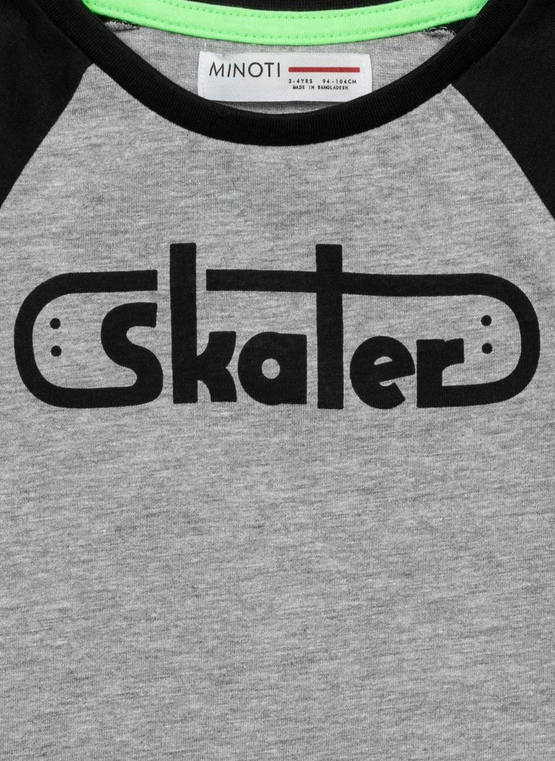 مينوتي تيشيرت أولادي بطبعة وأكمام راجلان بلون متباين - Image 3