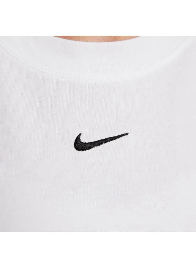 Nike Women's Sportswear Essential T-Shirt