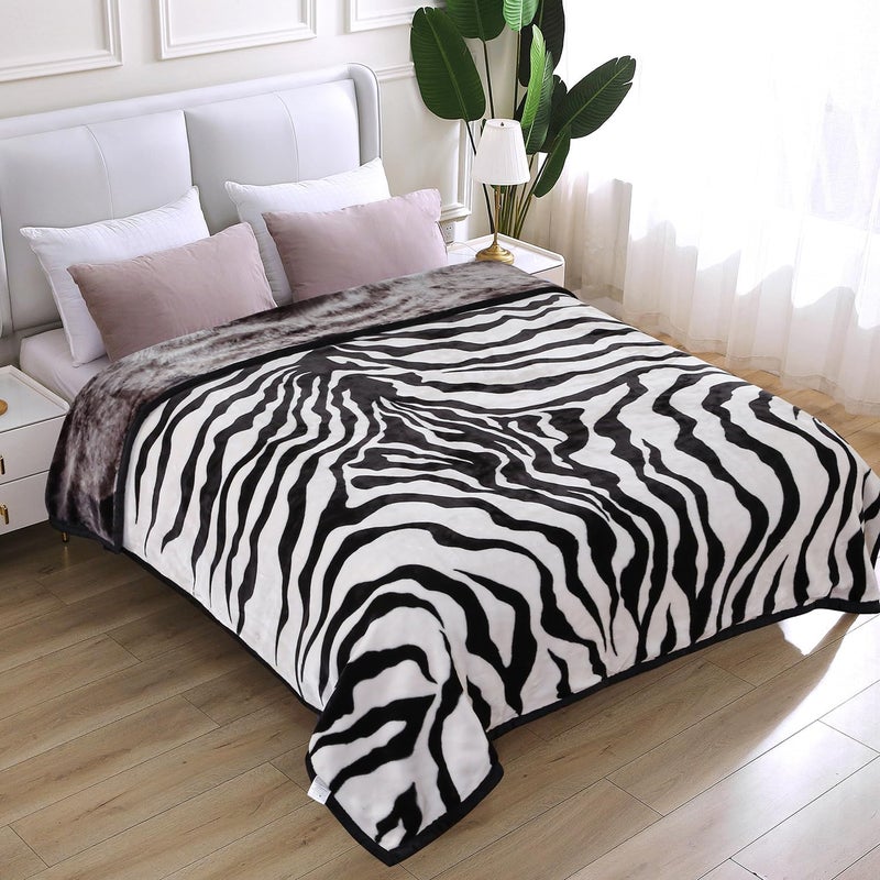 JYK Tiger Pattern Korean Style Mink King Size Blanket 5.7 LB, 2 Ply Reversible A&B Pattern Soft and Fluffy Fleece Blanket, Plush Cozy Warm Blanket for Autumn, Winter 83x91 Inches-Tiger - Image 2
