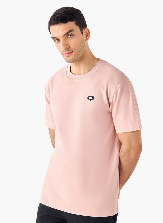 ايكونيك تيشيرت مزين بياقة ضيقة وأكمام قصيرة من آيكونيك - Image 1