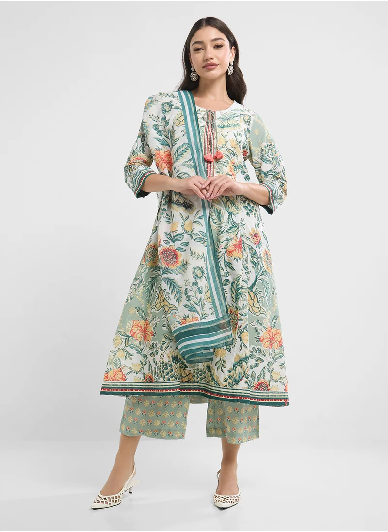 بيبا Printed Kurta, Palazo & Dupatta Set