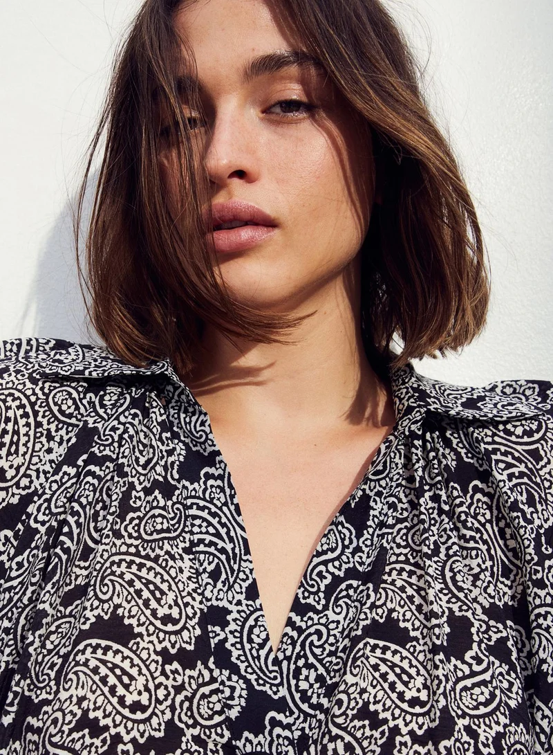 H&M Paisley Print Shirtdress