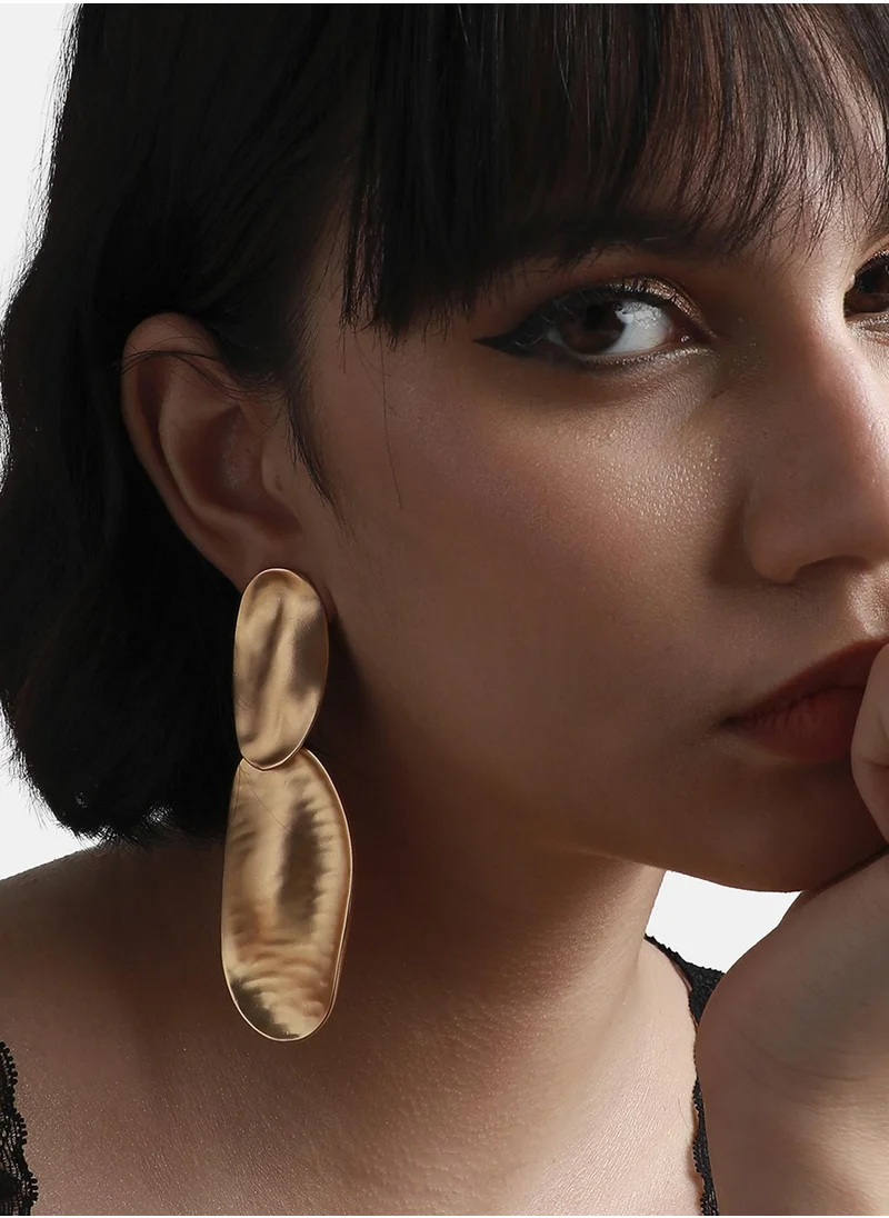 SOHI Gold-Coloured Oblong Drop Earrings