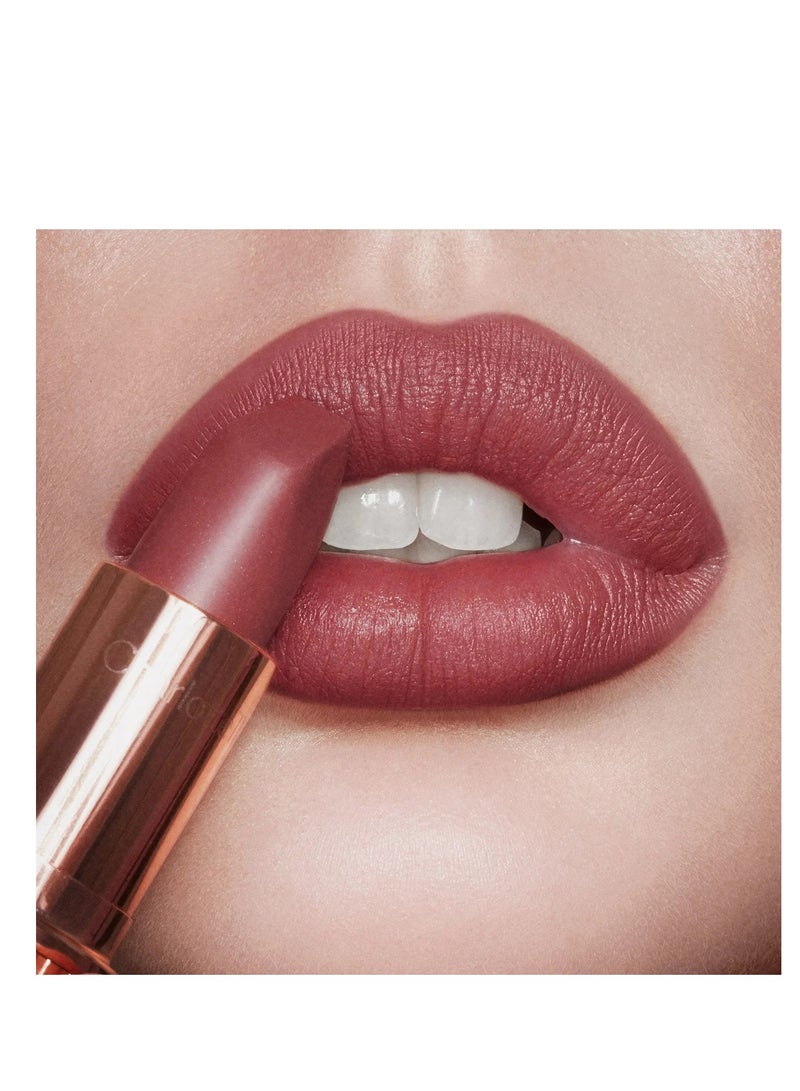 CHARLOTTE TILBURY Matte Revolution Lipstick Pillow Talk Medium, 3.5g - Image 3