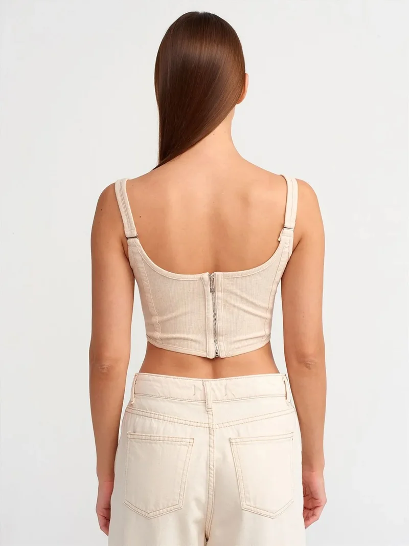 ديلفين Dilvin Fitted Crop Corset Top With Square Neckline