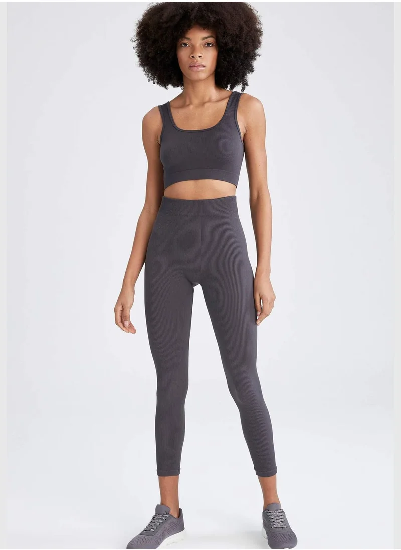 DeFacto Crew Neck Strappy Sports Bra
