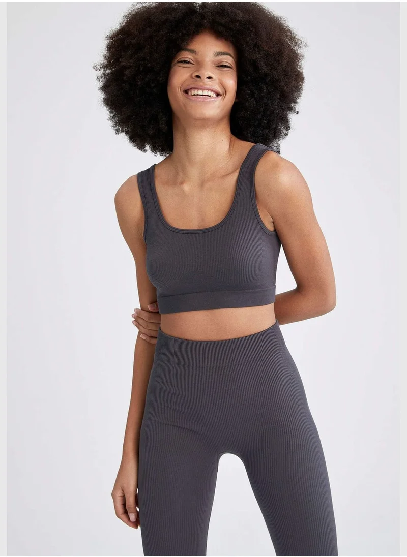 DeFacto Crew Neck Strappy Sports Bra