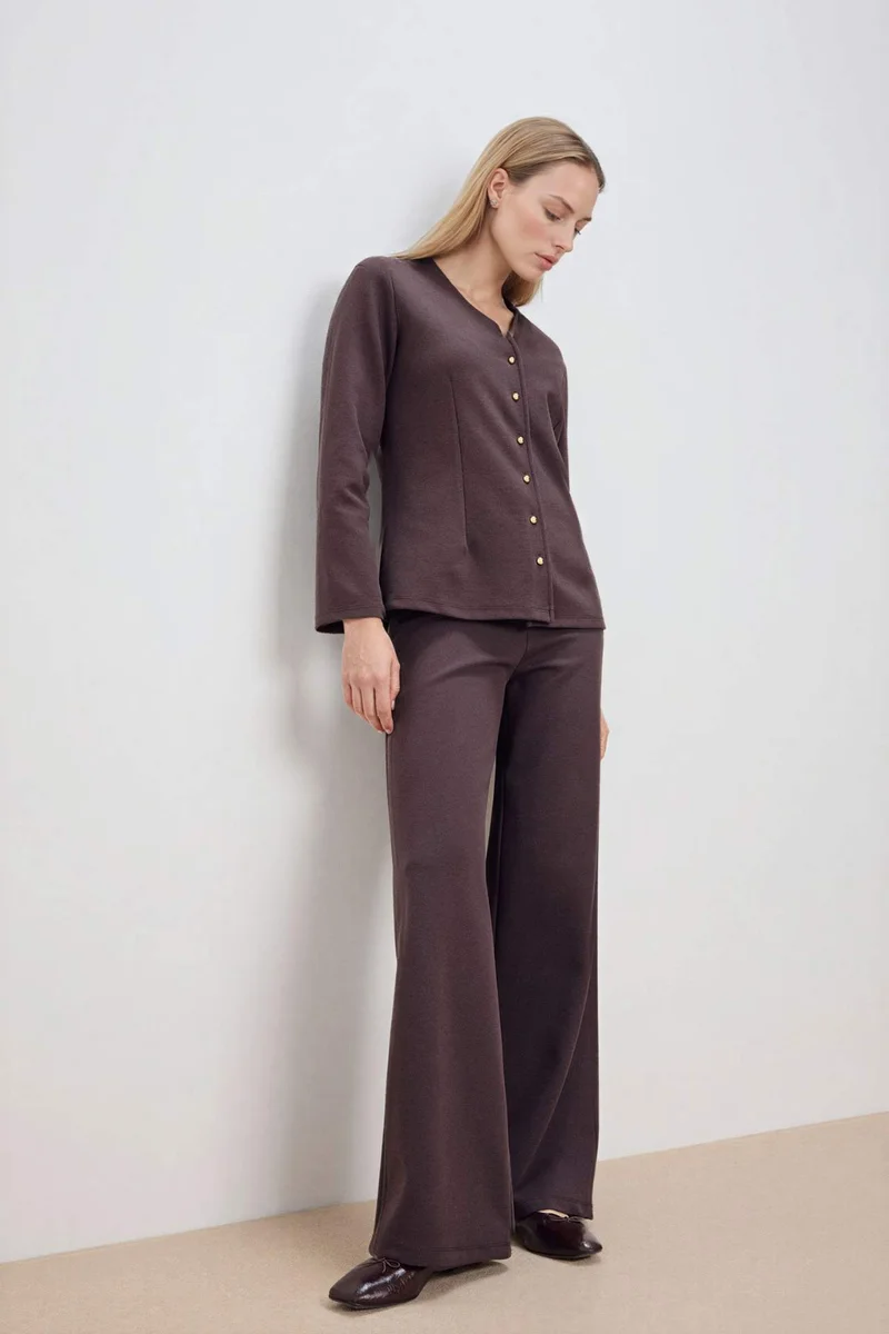 ديفاكتو Straight Wide Leg Trousers