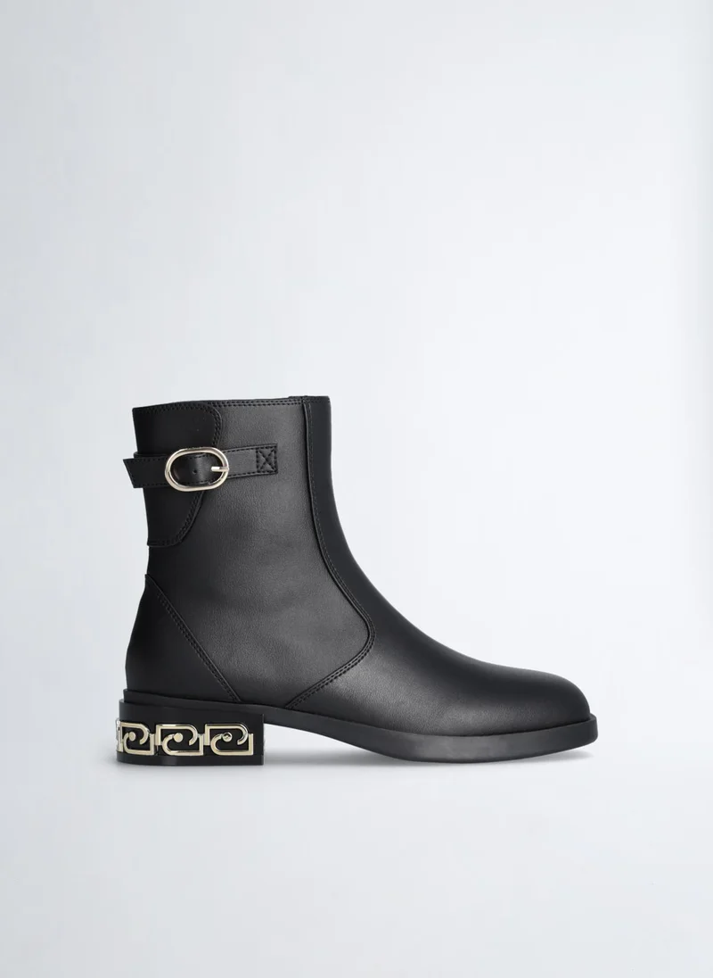 ليو جو Black Ankle Boots with Buckle