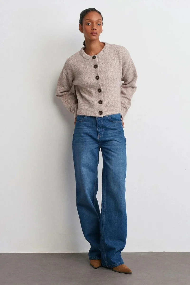 DILVIN Mid-Waist Flare Denim Jeans
