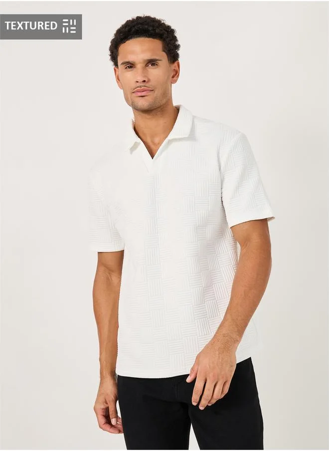 Styli Quilted Texture Revere Collar Relaxed Polo