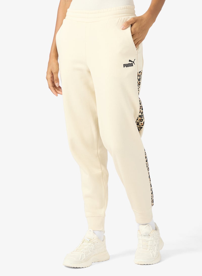 PUMA Essential Graphic Sweatpants - Image 1