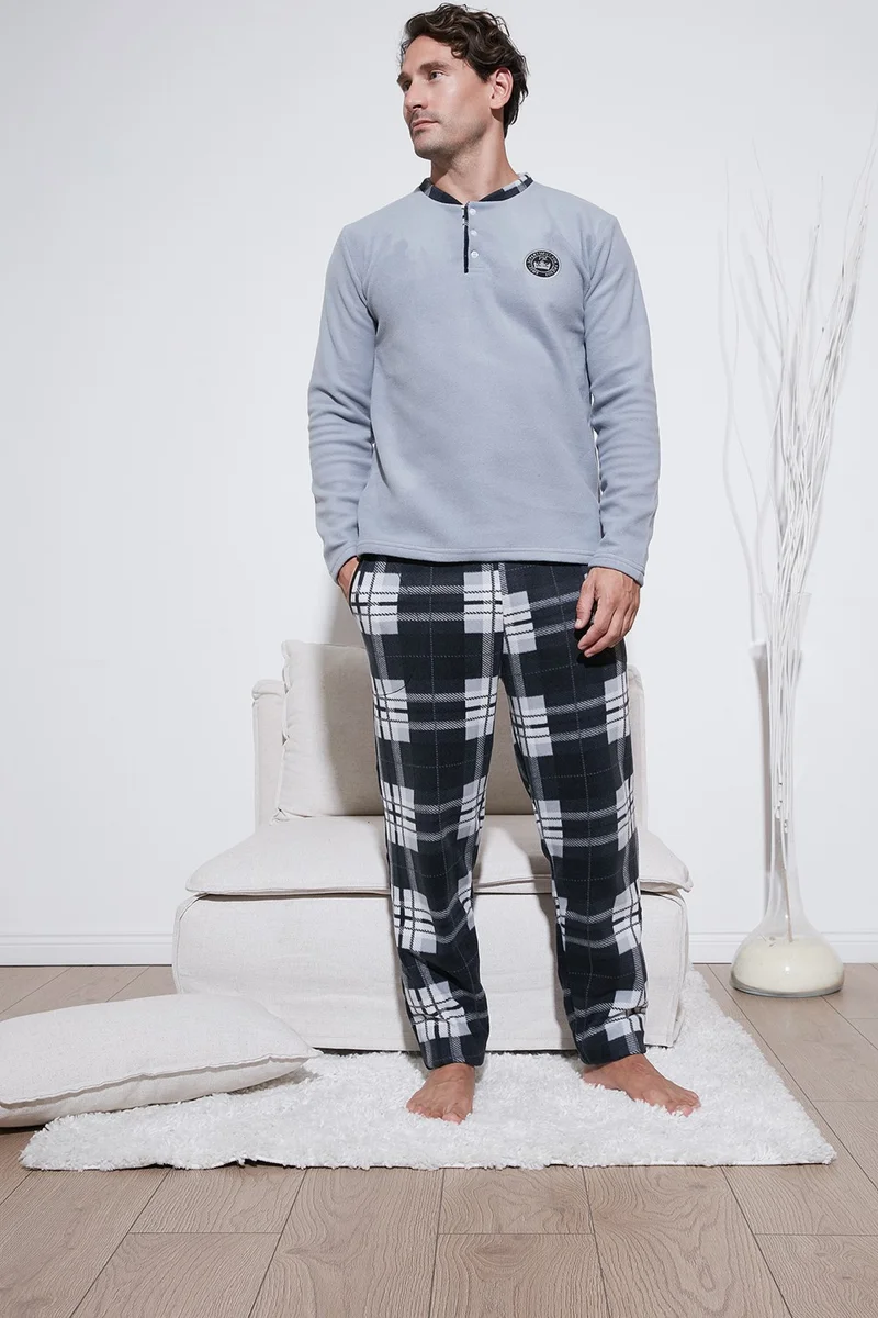 Regular Fit Crew Neck Winter Soft Textured Fleece Pajama Set Men's Pajama Set 6096100