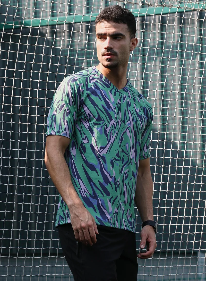 Campus Sutra Campus Sutra Men's Mint Green & Navy Blue Abstract-Overlap Activewear T-Shirt For Casual Wear | V-Neck | Short Sleeves | Jersey T-Shirt Crafted With Comfort Fit For Everyday Wear