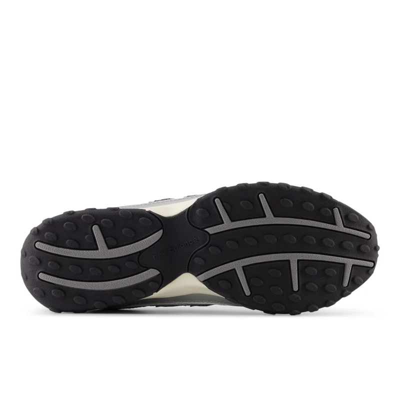 New Balance  204L casual Sneakers (Standard Fit)  | Best Price UAE
