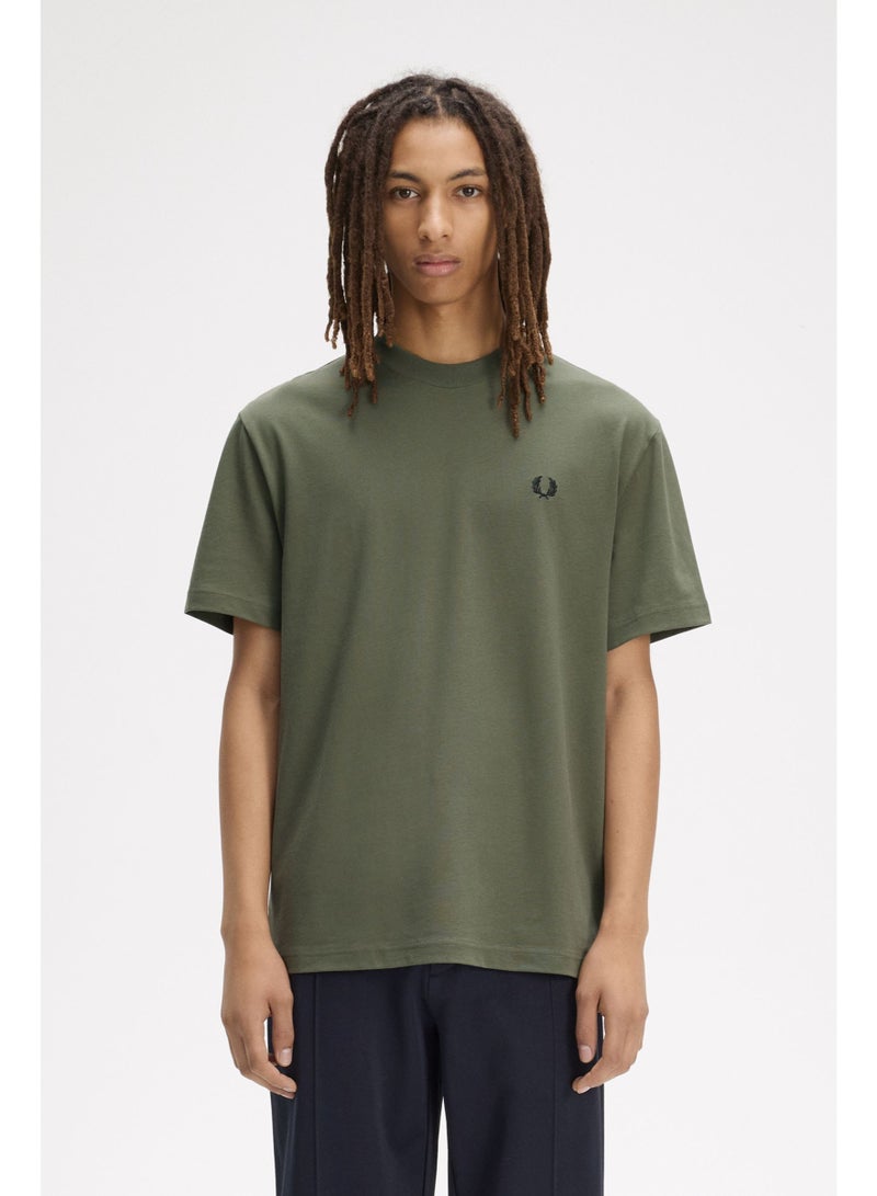 FRED PERRY قميص قصير الأكمام غير رسمي بياقة دائرية مع شعار مطرز من فريد بيري - Image 5