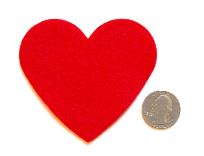 Playfully Ever After 3 Inch 28pc Felt Hearts (Red) - Image 3
