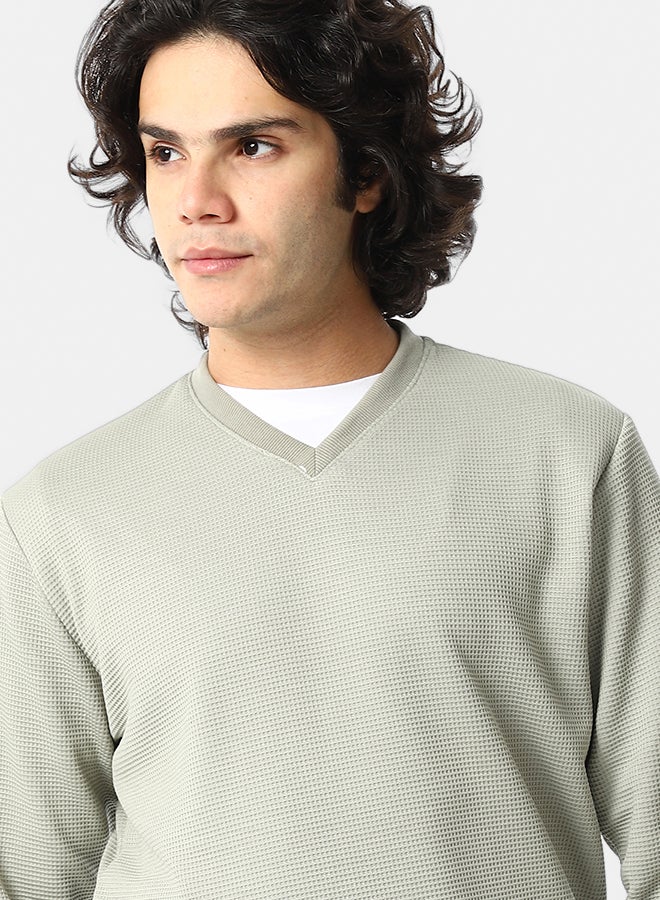 Red Circle V-Neck Fog Knitted Pullover - Image 4