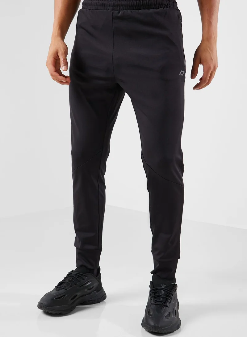 FRWD Training Jogger