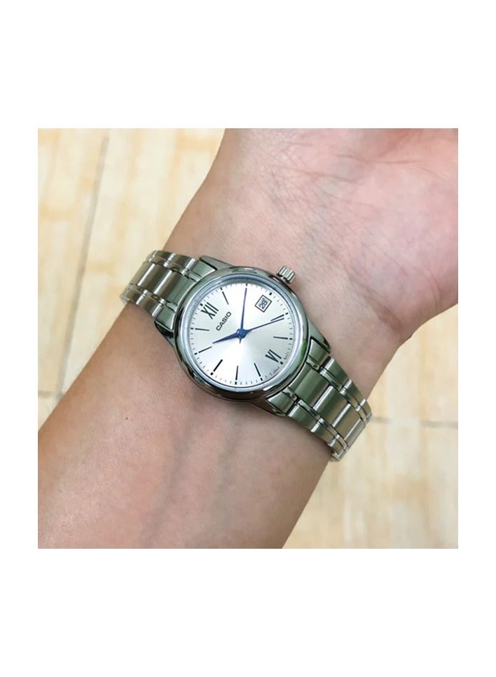 Casio Watch for Women LTP-V002D-7B3UDF Analog Stainless Steel Band Silver - Image 4