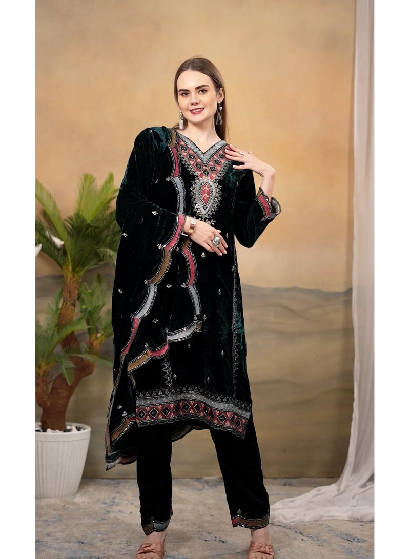 THIS WINTER SEASON OUR NEW DESIGNER HEAVY PURE VISCOSE VELVET TOP PANT & DUPATTA SET  - Image 4