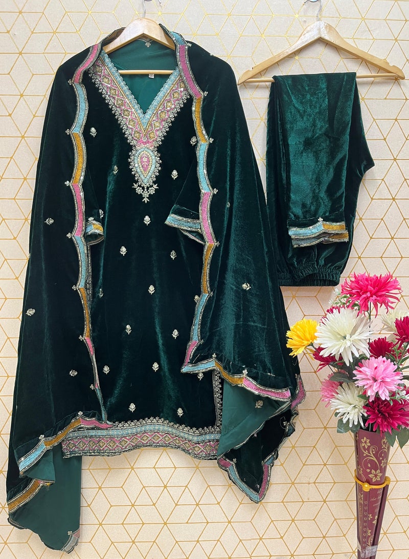 THIS WINTER SEASON OUR NEW DESIGNER HEAVY PURE VISCOSE VELVET TOP PANT & DUPATTA SET  - Image 5