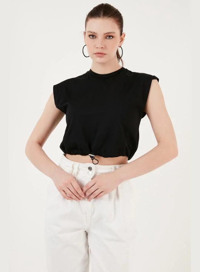 ليلا تيشيرت قطن % برقبة دائرية قصير للنساء ليلى