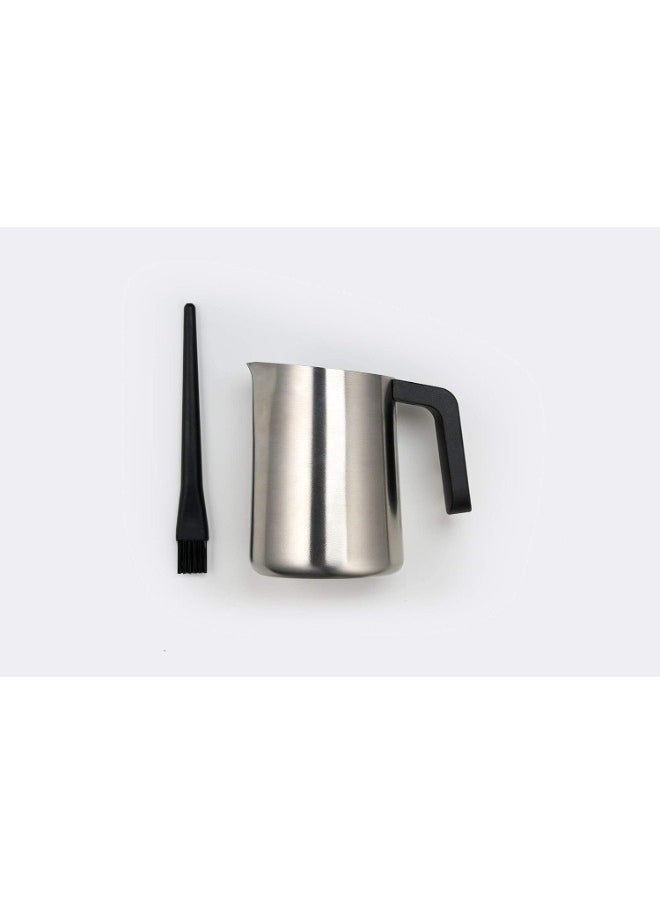 subminimal - FlowTip Milk Jug (450ml/15oz) - Advanced Design Milk Jug w/ Ergonomic & Heat Resistant Handle, StoveTop Compatible, Stainless Steel, Smooth Neck & Sharp Tip - Stainless - Image 1