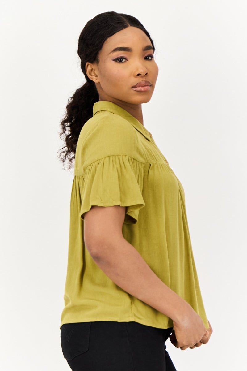 ONLY Women Pointed Collar Short Sleeve Textured Blouse, Light Olive - Image 4