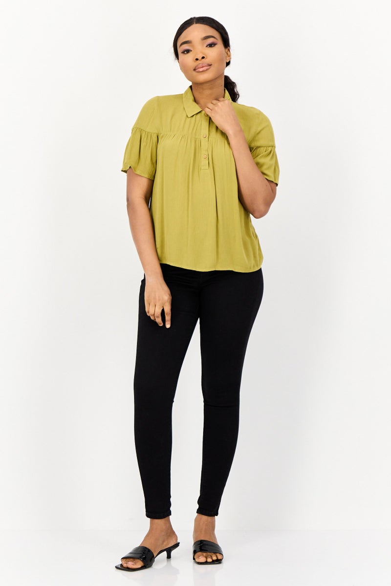 ONLY Women Pointed Collar Short Sleeve Textured Blouse, Light Olive - Image 3