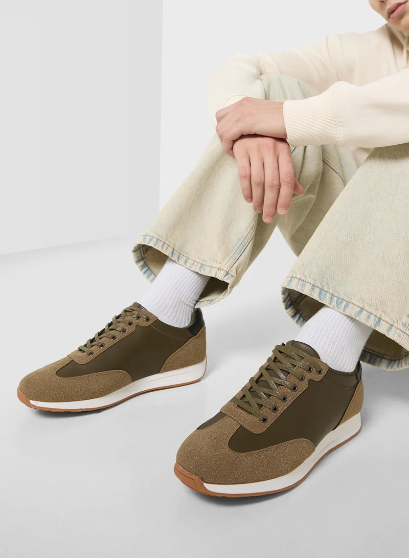 روبرت وود Smart Casual Sneakers