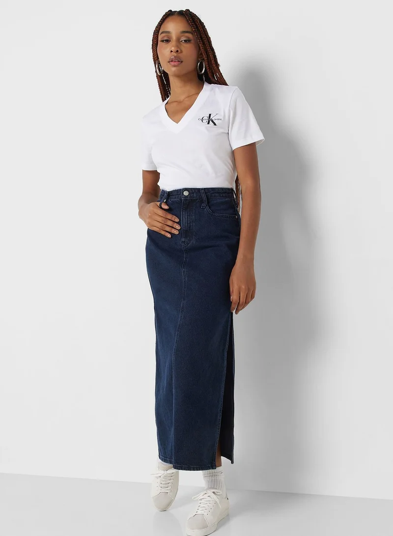 Calvin Klein Jeans V-Neck Logo T-Shirt