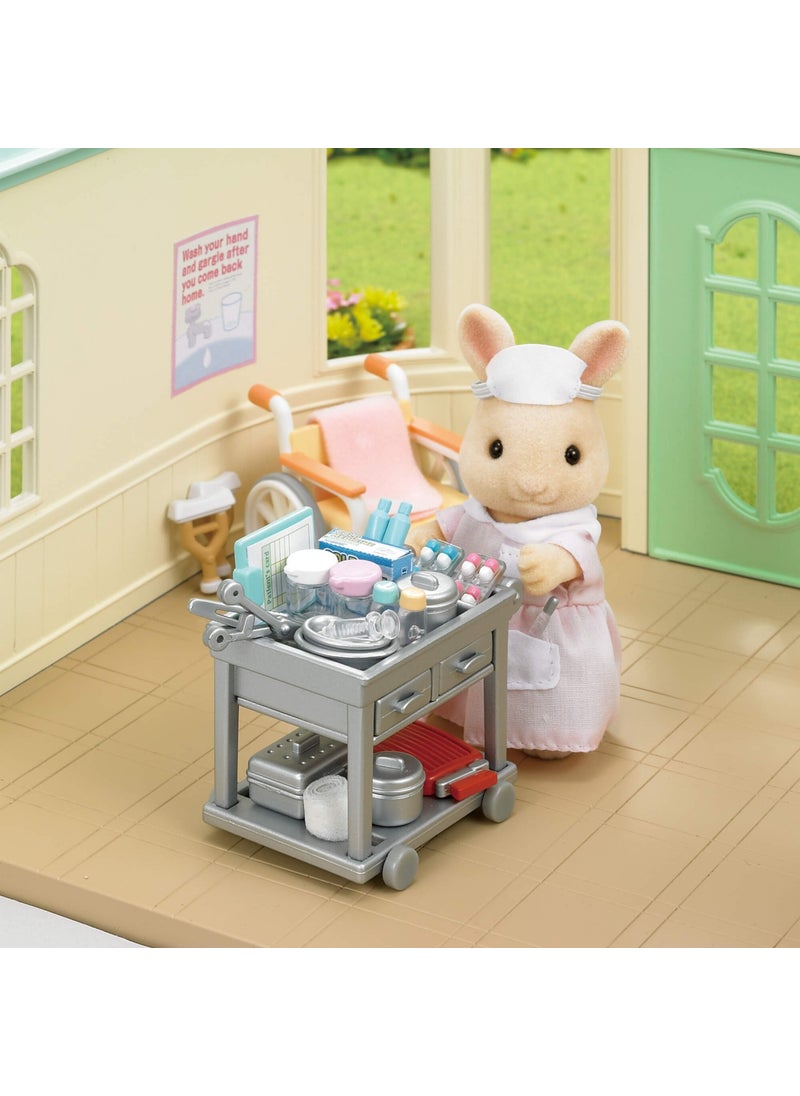 Sylvanian Families - Nurse Set - Image 1