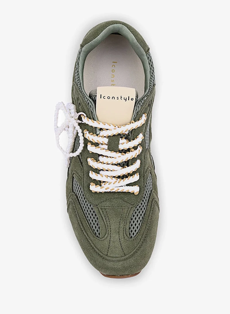 أيقون أحذية رياضية نسائية من جلد الغزال مزينة بالخرز