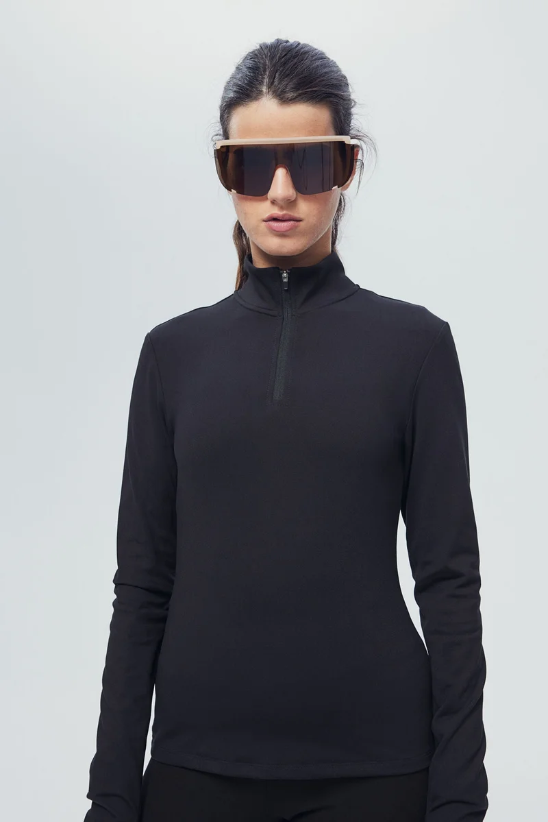 H&M Sports top in SoftMove™