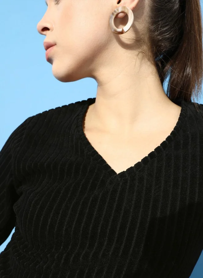 STREET 9 BASICS Stylish Black Cropped Top for Women