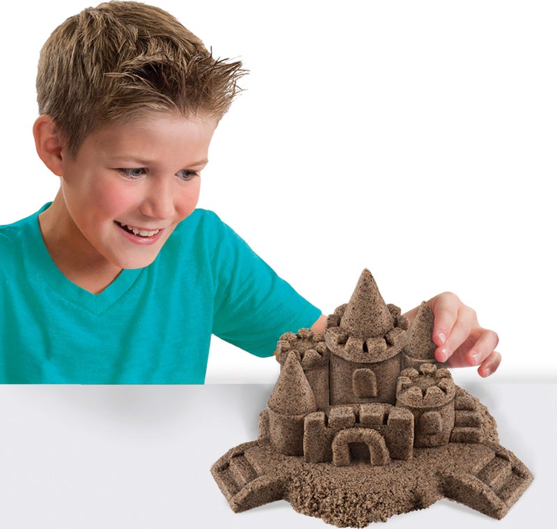 Kinetic Sand, 3lbs Beach Sand for Ages 3 and Up (Packaging May Vary) - Image 4